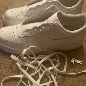White AF1 Low Top. Only worn twice, very clean. Size 12 Mens